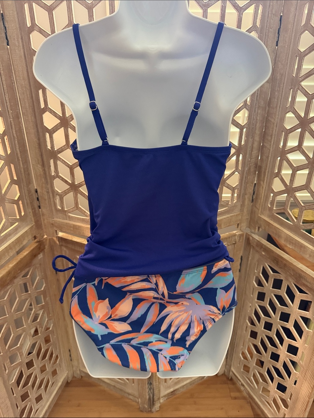 NWT Women's Cupshe 2-Piece Floral Tankini Swim Top & Swim Bottoms Set Size Med - Picture 8 of 9